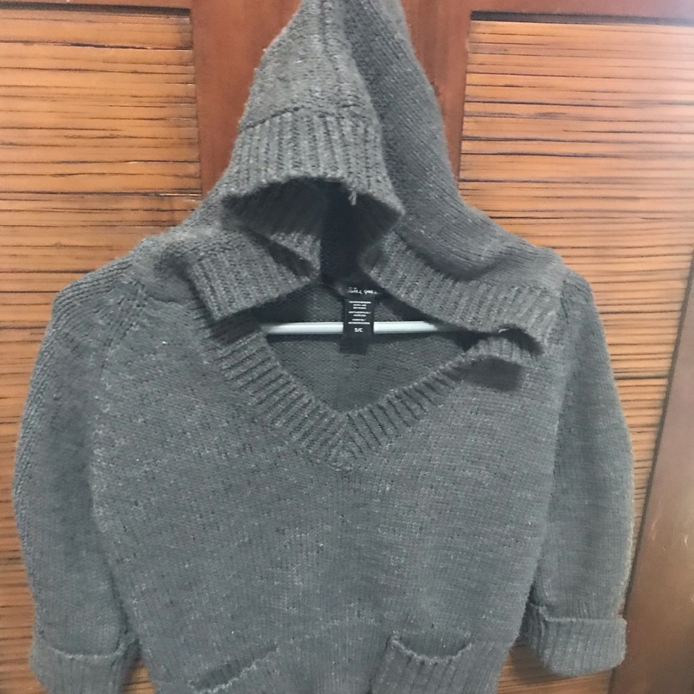 Crop top sweater